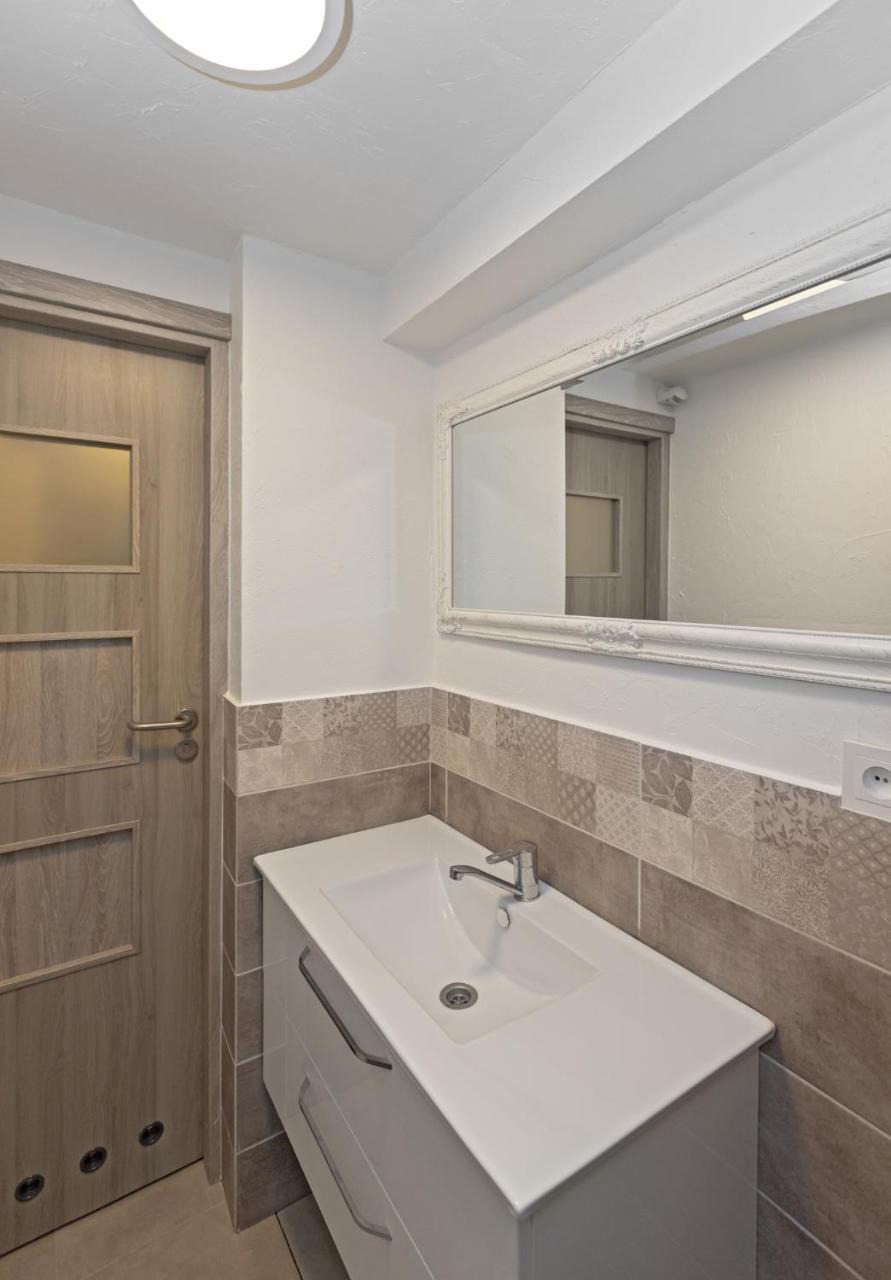 HappyInn Rooms Kaunas Exterior foto