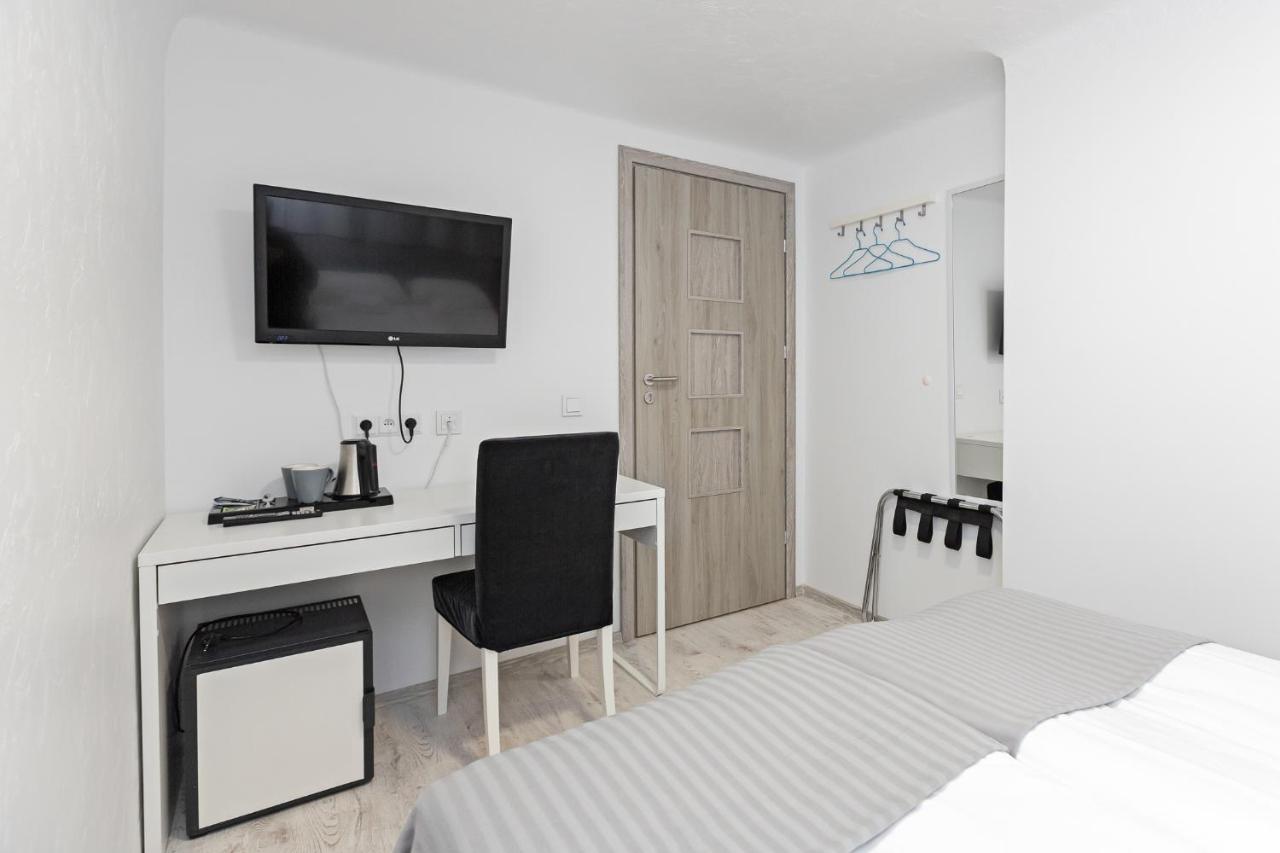 HappyInn Rooms Kaunas Exterior foto